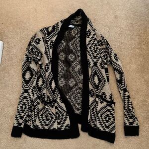 Printed Sweater Black/White Small Caruso